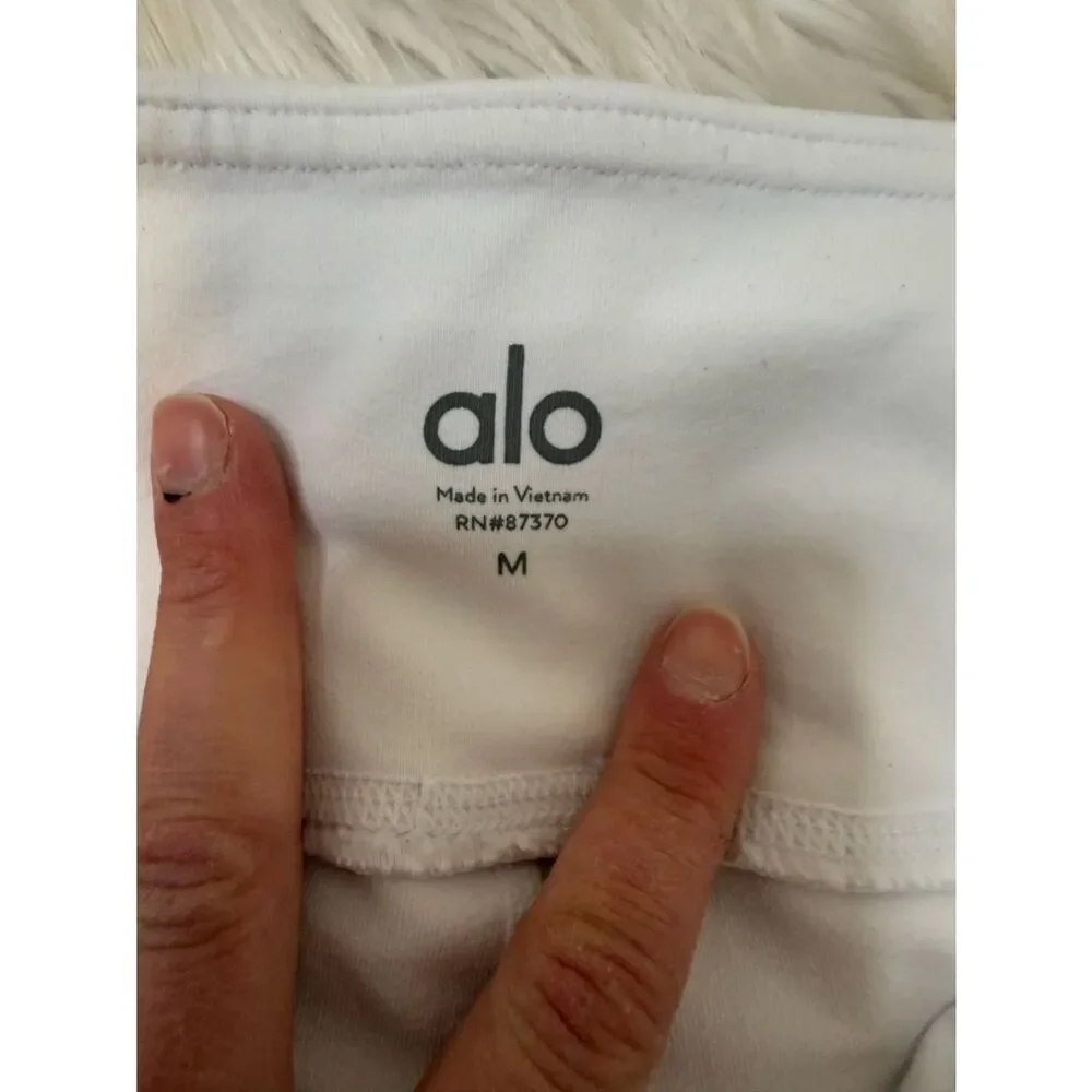 ALO Yoga White Coast High-Waist Mesh Leggings - Size Medium